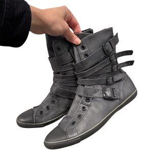 Leather hightop Converse